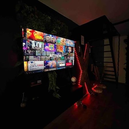 Red Love-Room / Balneo & Plus ! Souppes-sur-Loing Экстерьер фото
